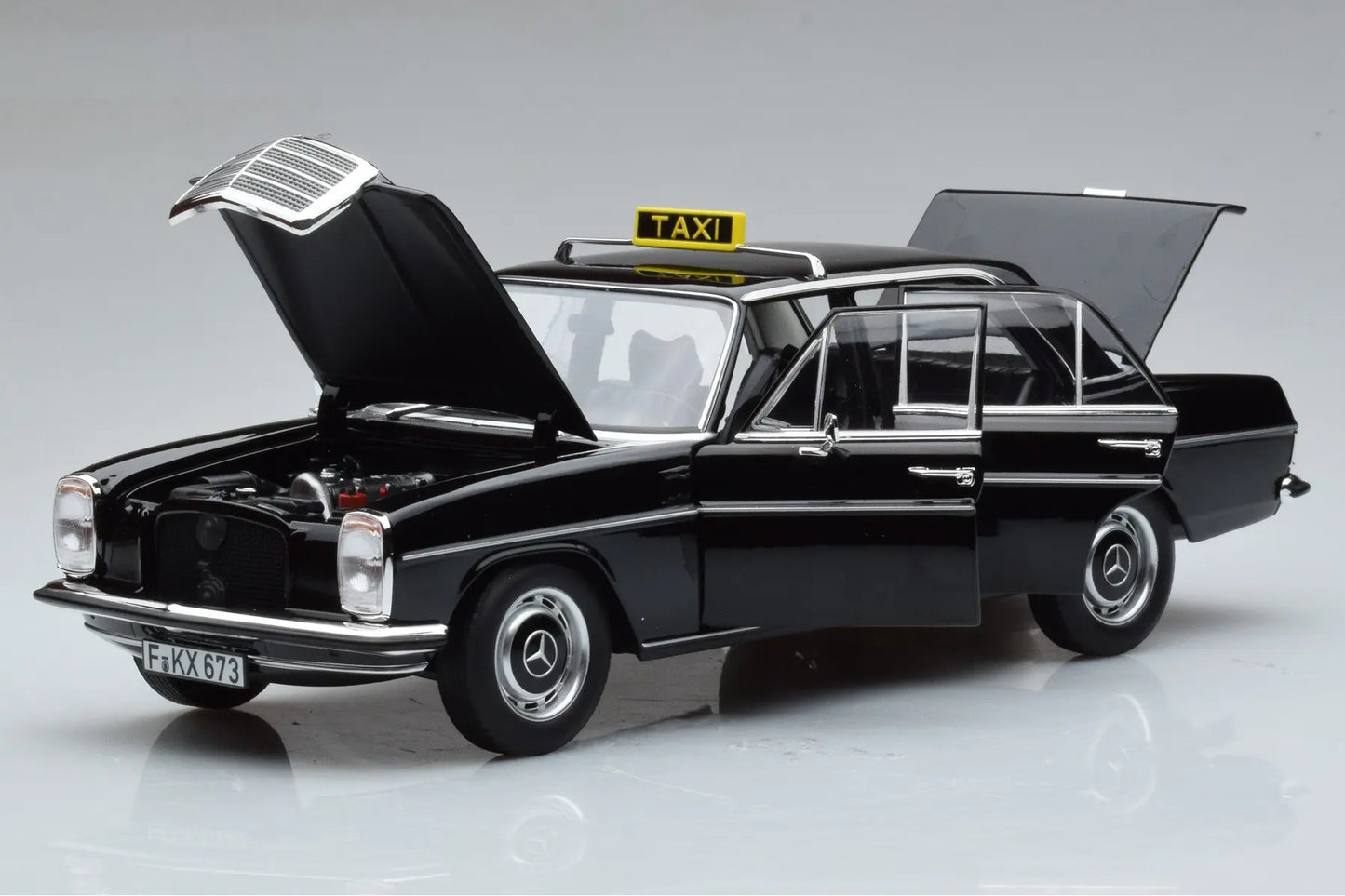 MERCEDES-BENZ 200 1968 T TAXI BLACK 1968 1/18 Scale NOREV MTDNOR183776