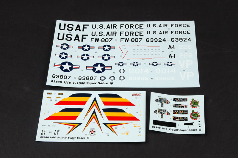 F-100F Super Sabre - 1/48 Scale - Trumpeter - TRU02840