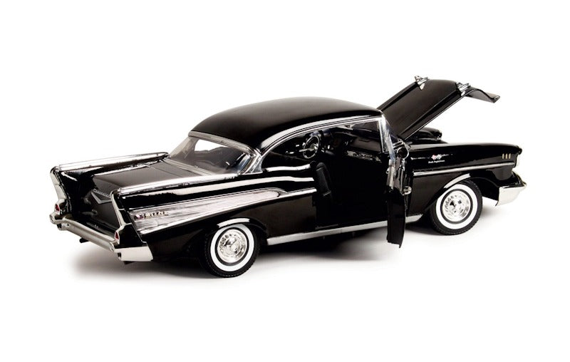Chevy Bel Air Hardtop Black 1957 - 1/18 Scale - MotorMax - MOT73180TC