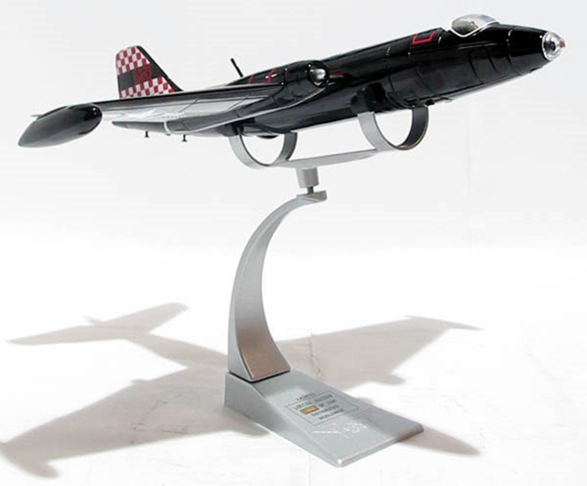 Martin RB-57A 1/72 Scale Corgi AA34702