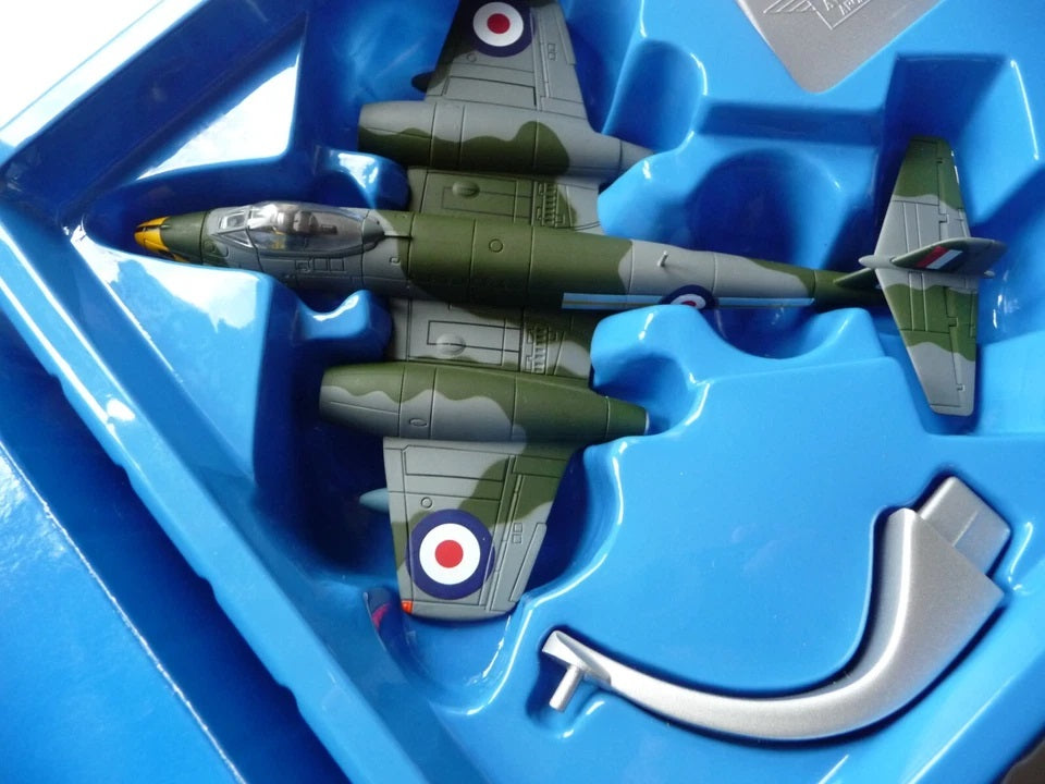 Gloster Meteor FR. Mk.9 1/72 Scale Corgi AA35009