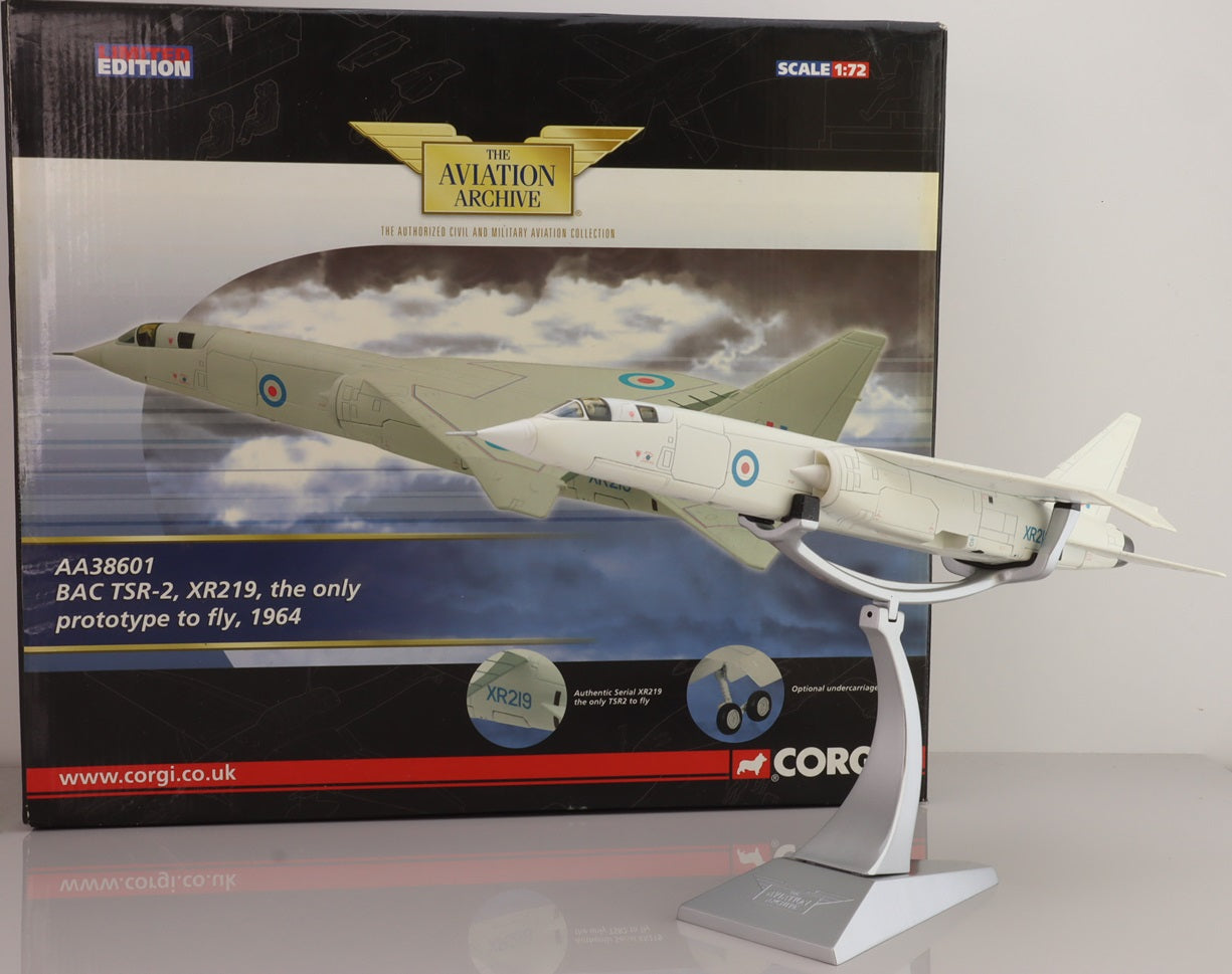 BAC TSR-2 1/72 Scale Corgi AA38601