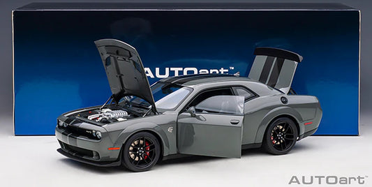Dodge Challenger SRT Hellcat Widebody 2018 Grey/Gunmetal Str 1/18 Scale Auto Art AA71738
