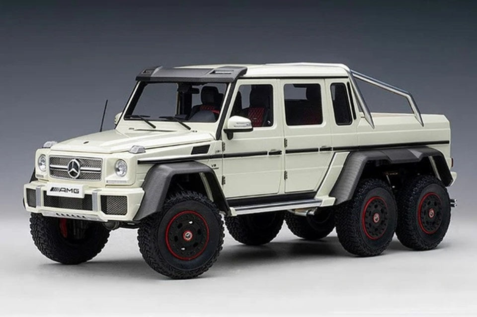 Mercedes-Benz G63 AMG 6 X 6 White 1/18 Scale Auto Art AA76307