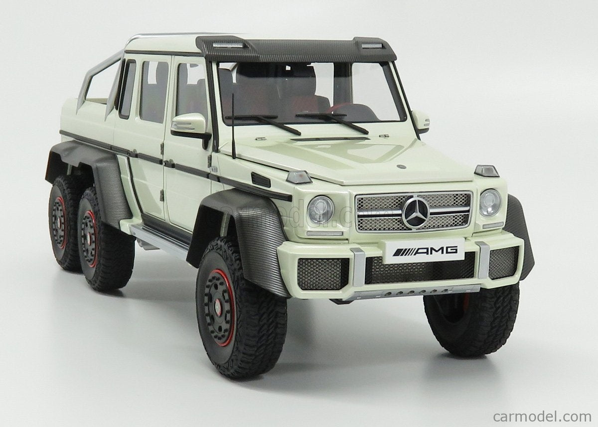 Mercedes-Benz G63 AMG 6 X 6 White 1/18 Scale Auto Art AA76307