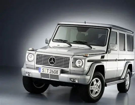 Mercedes- Benz AMG G63 2017 Silver 1/18 Scale Auto Art AA76323