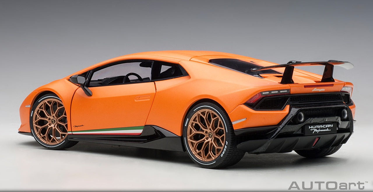 Lamborghini Huracan Performante Matt Orange 1/18 Scale Auto Art AA79152