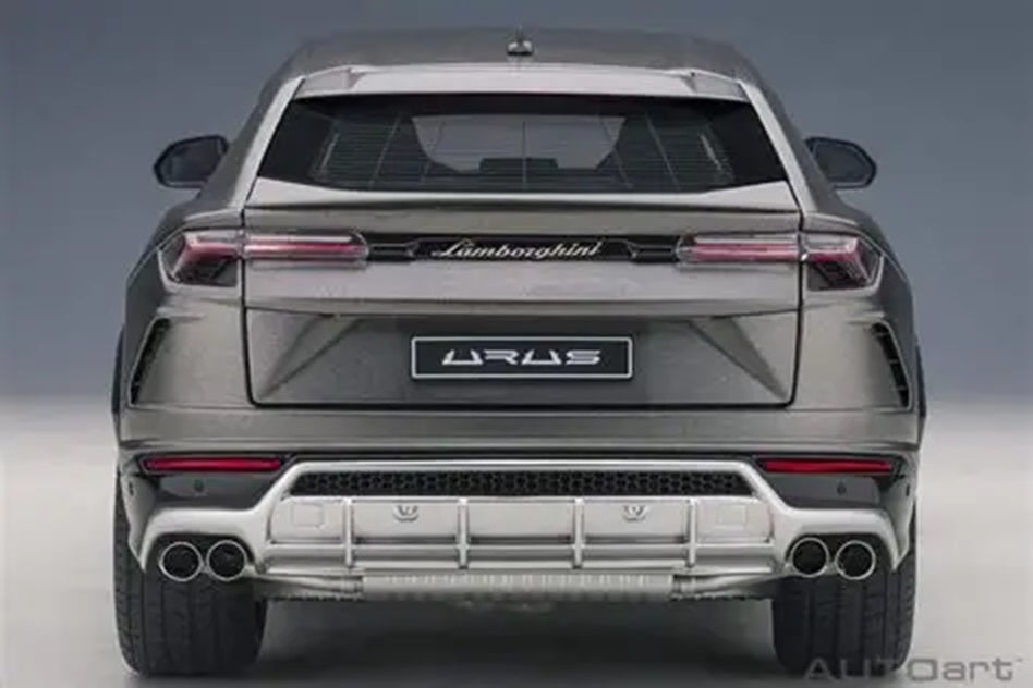 Lamborghini Urus Matt Grey 1/18 Scale Auto Art AA79164