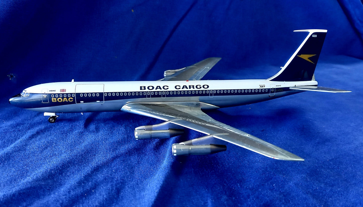 Boeing 707-320C BOAC Cargo - 1/200 Scale Aviation 200 AV27071011AP