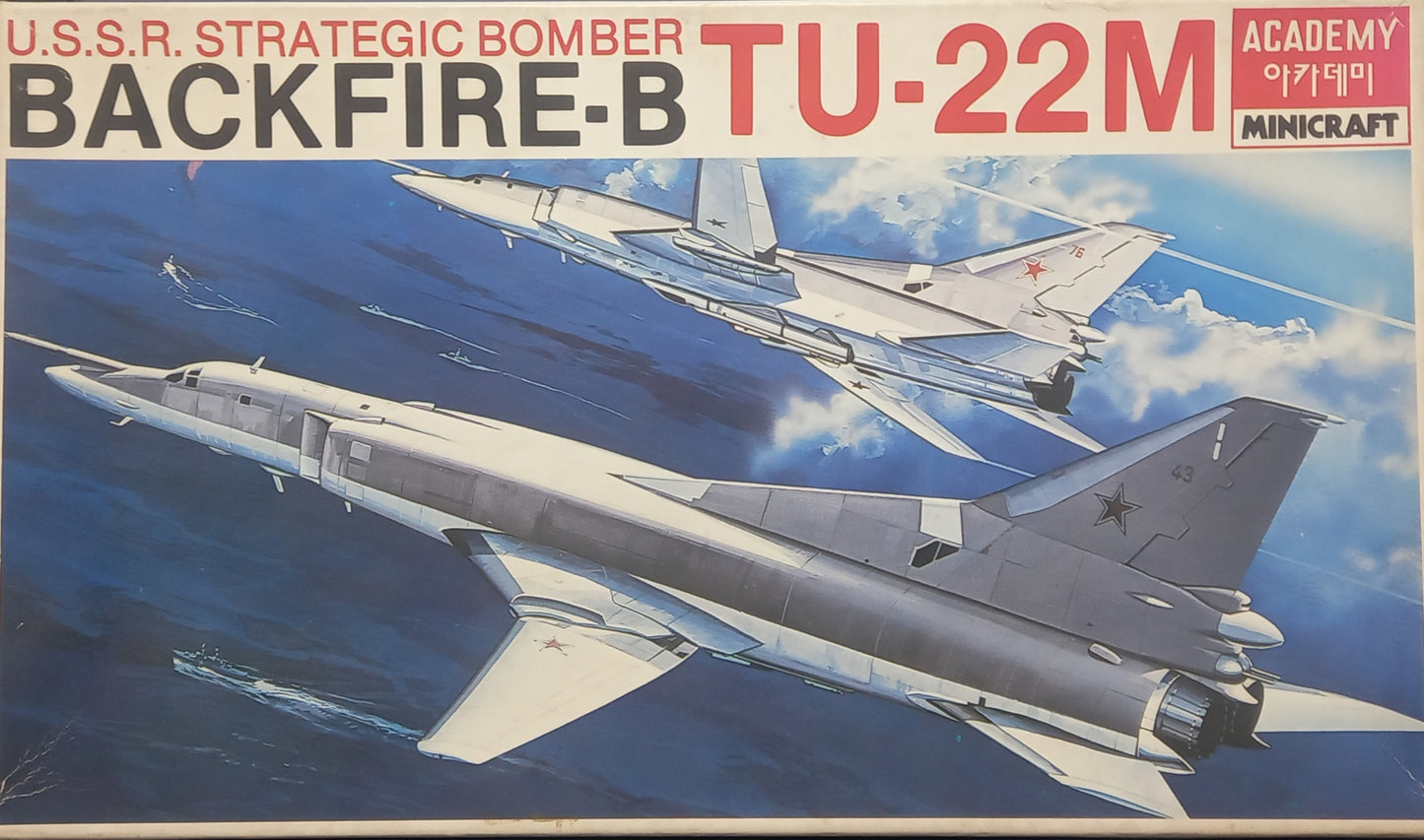 Tupolev-22M Backfire B - 1/144 Scale Academy ACAD1601