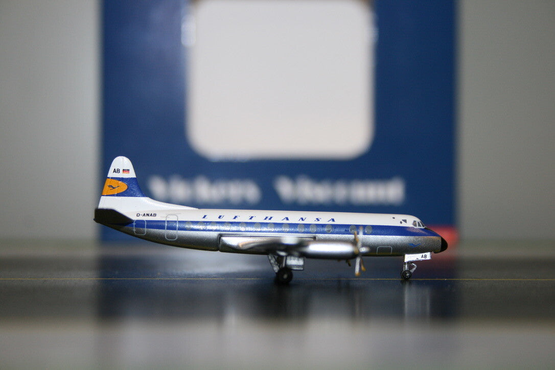 Vickers Viscount 800 Lufthansa - 1/400 Scale AeroClassics ACDANAB