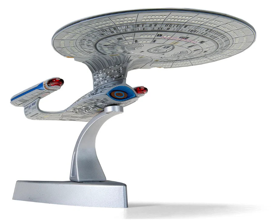 Star Trek USS Enterprises NCC -1701 -D (The Next Generation) - Corgi CC96611