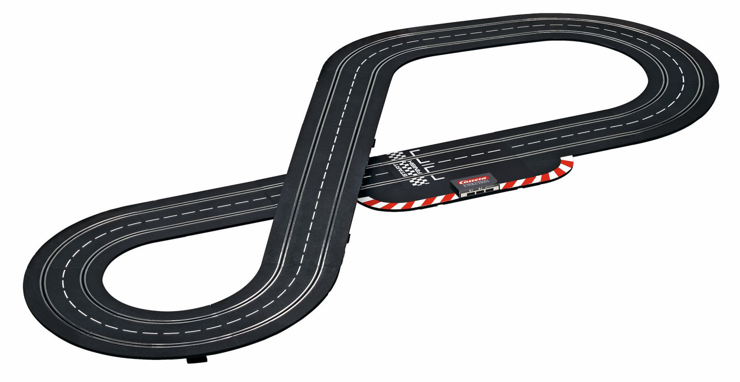 EVO NASCAR Darlington Showdown 5.3m Set 1/32 Set Carrera 25248