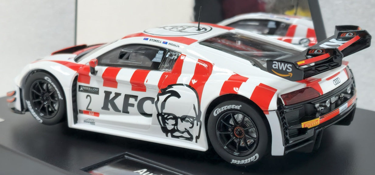 EVO Audi R8 LMS GT3 evo II "KFC Racing #2" 1/32 Scale Carrera Car27827