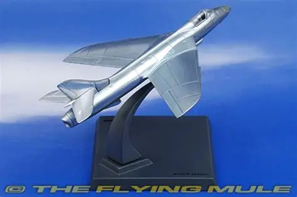 Hawker Hunter "Silver Edition" 1/72 Scale Corgi G50091