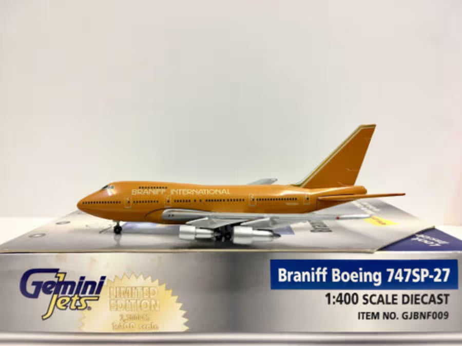 Boeing 747SP-27 Braniff International - 1/400 Scale GeminiJets GJBNF009
