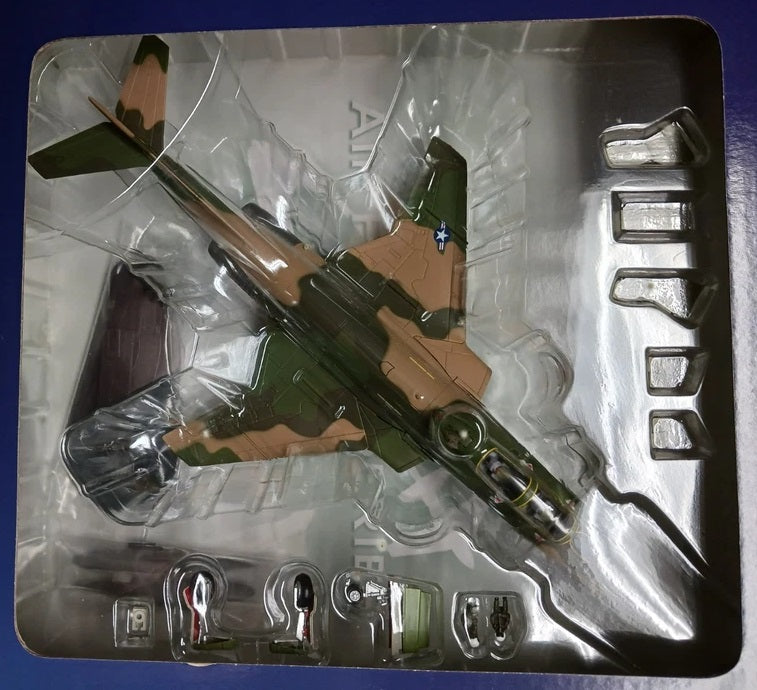 McDonnell RF-101B "Recon Voodoo" 1/72 Scale Hobby Master HA3703