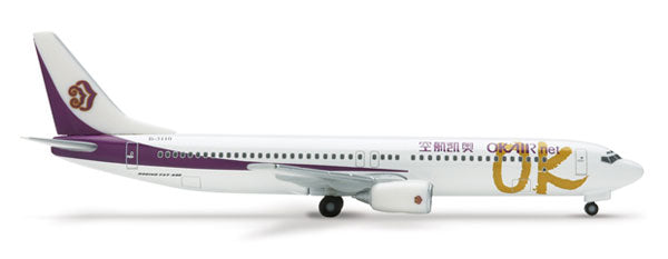 Boeing 737-900 Okay Airways - 1/500 Scale Herpa Wings HW501477
