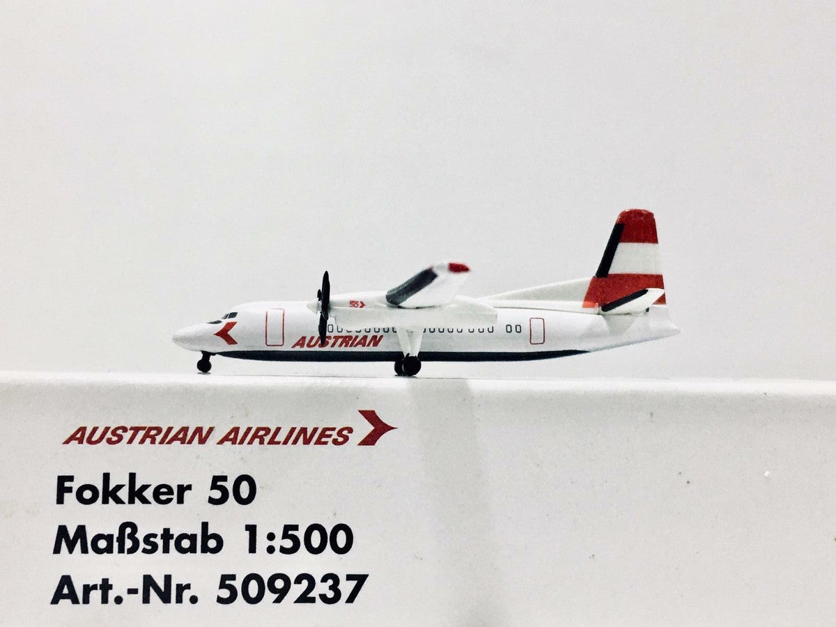 Fokker 50 Austrian Airlines - 1/500 Scale Herpa Wings HW509237