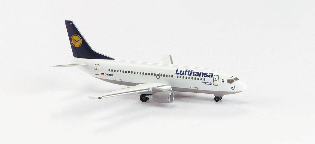 Boeing 737-300 Lufthansa - 1/500 Scale Herpa Wings HW515900