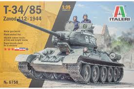 T34/85 Zavod 112-1944 w/Photo Etched Parts - 1/35 Scale Italeri 6758