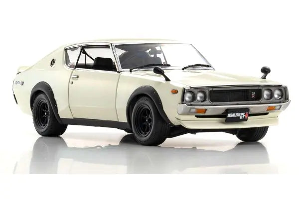 NISSAN SKYLINE 2000 GT-R KPGC110 WHITE 1/18 Scale Kyosho KYO08255W