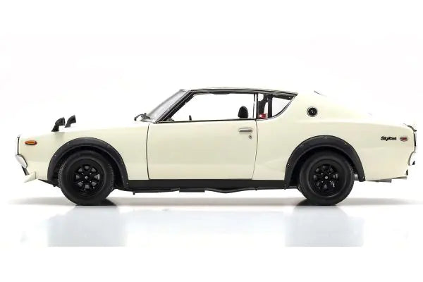 NISSAN SKYLINE 2000 GT-R KPGC110 WHITE 1/18 Scale Kyosho KYO08255W