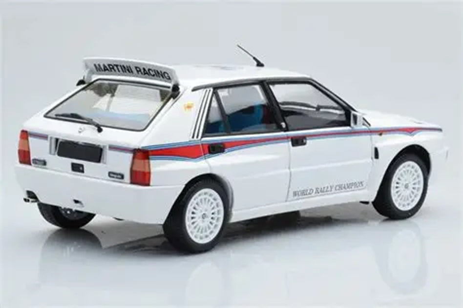 LANCIA DELTA INTEGRALE 6 WHITE 1/18 Scale Kyosho KYO08344E