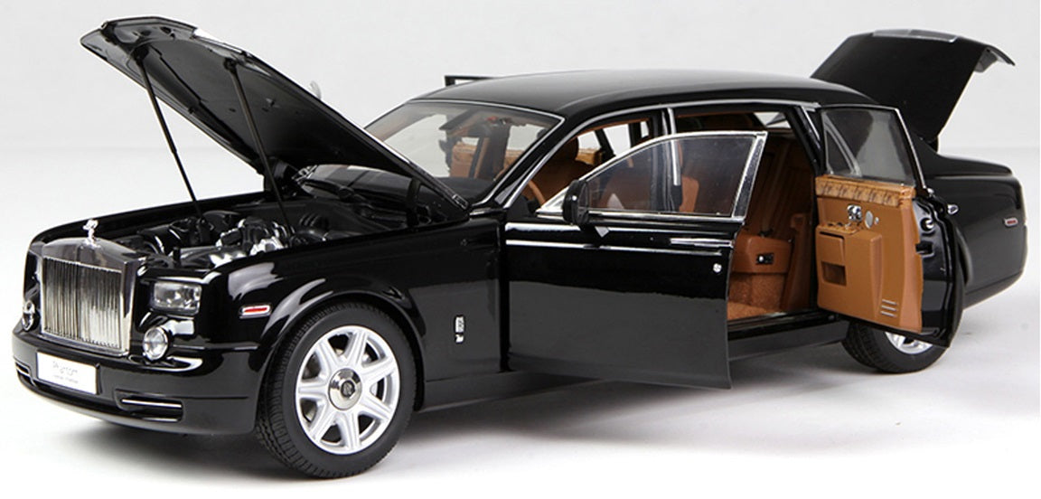 ROLLS ROYCE PHANTOM EXT W/BASE BLACK 1/18 Scale Kyosho KYO08841BKU