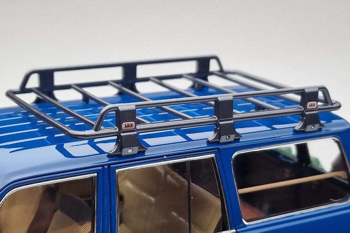 TOYOTA LANDCRUISER 60 BLUE 1/18 Scale Kyosho KYO08956XBL