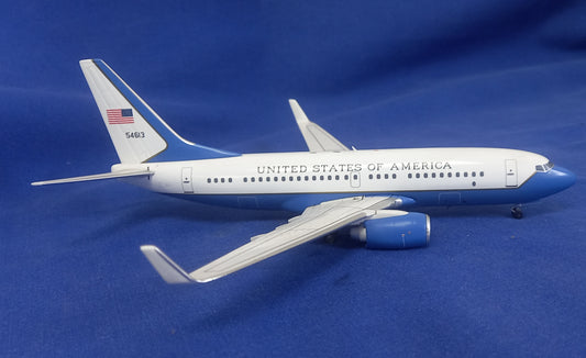 Boeing C-40C United States Air Force - 1/200 Scale Inflight 200 IF7370113 MDC-11