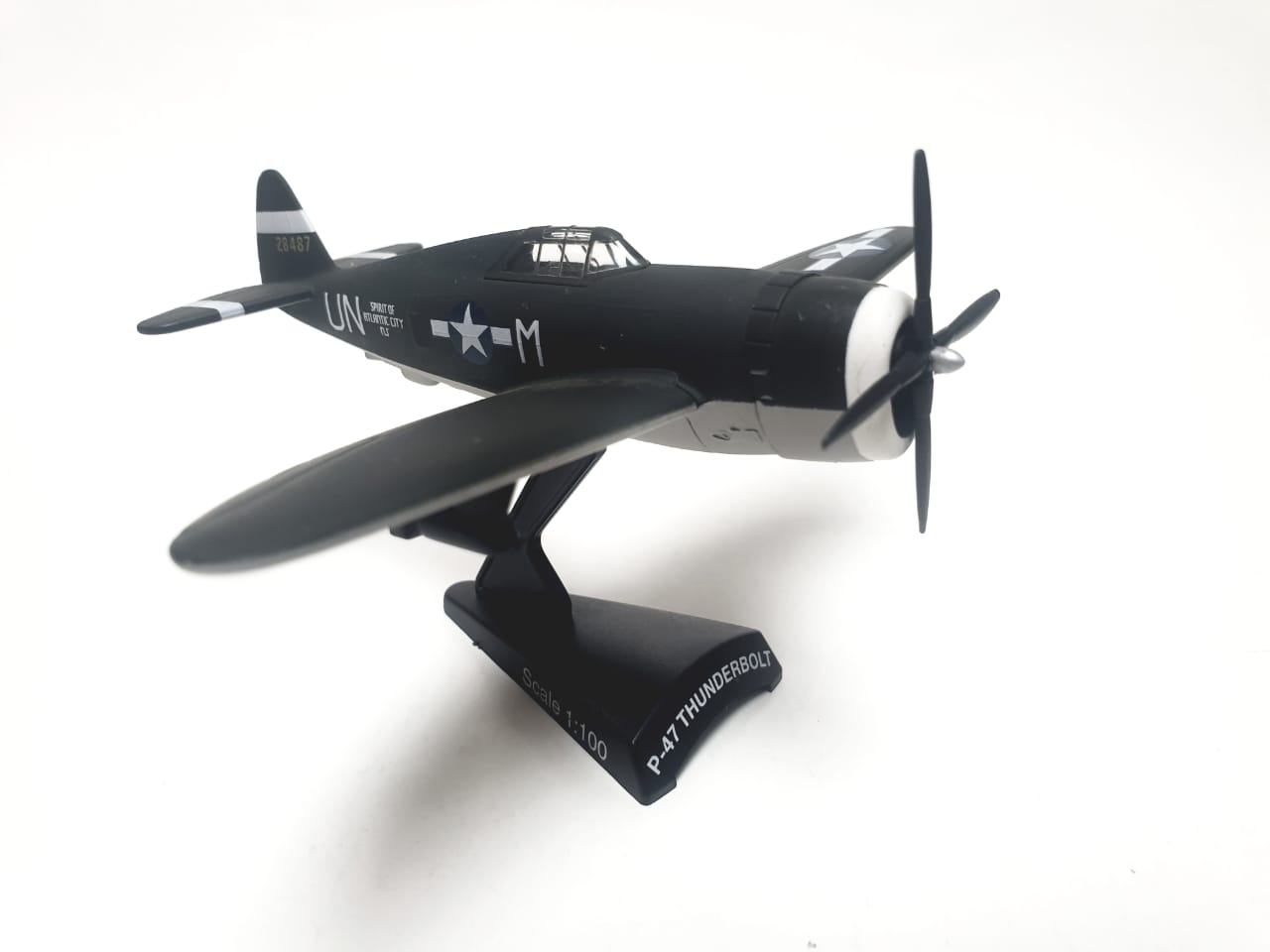 P-47 Thunderbolt - 1/100 Scale Model Power Postage Stamp Collection PS5359