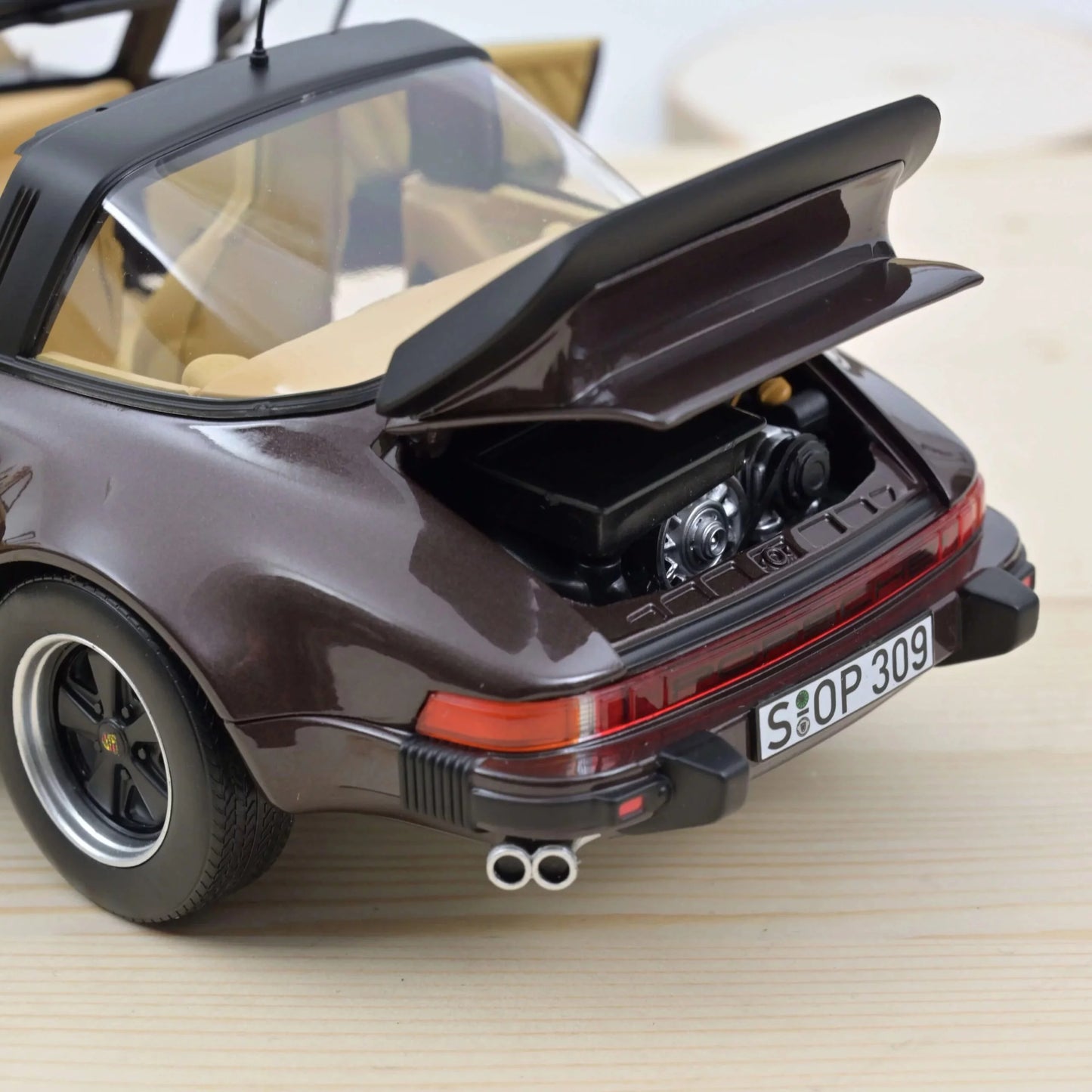 PORSCHE 911 TURBO TARGA BROWN METALLIC 1987 1/18 Scale NOREV MTDNOR187665