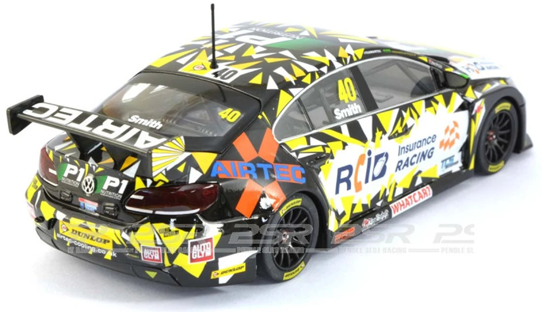 BTCC VW Passat Aaron Smith - 1/32 Scale - Scalextric - SCAC3864
