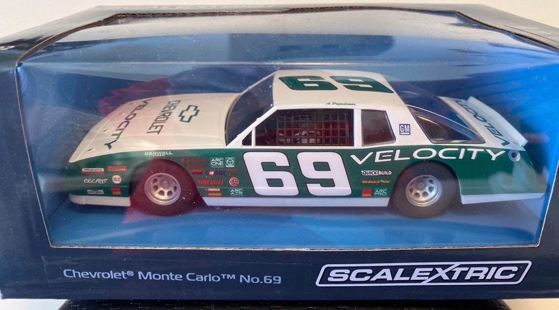 Chevrolet Monte Carlo 1986 No.69 Green/W 1/32 Scale Scalextric SCAC3947