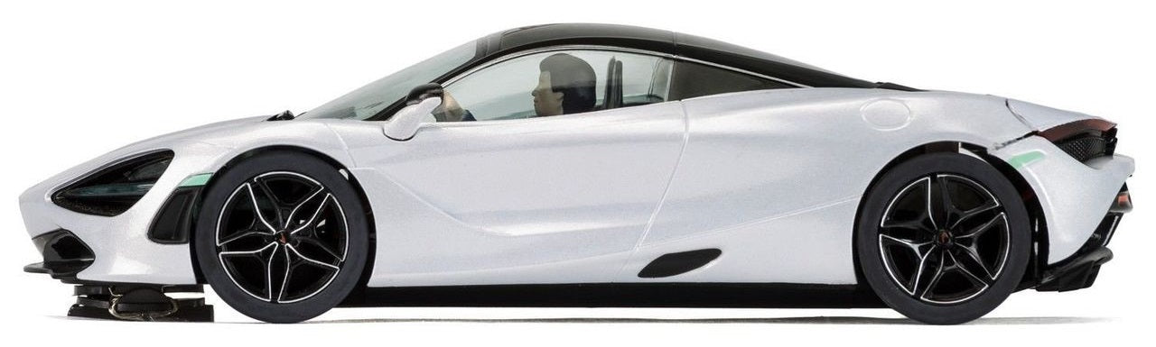 Mclaren 720s (Glacier White) 1/32 Scale Scalextric SCAC3982
