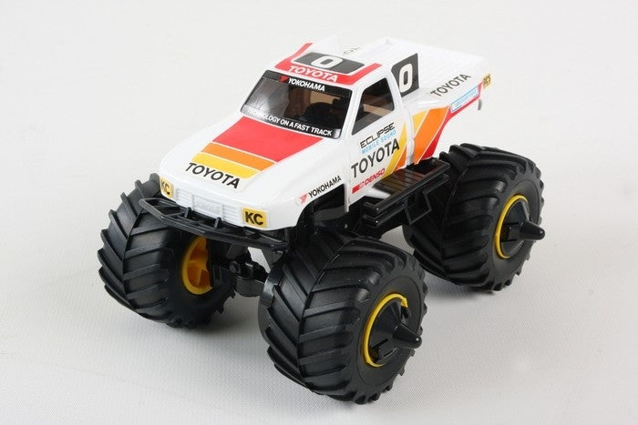 Toyota HiLux Monster Racer Jr. - 1/32 Scale Tamiya 17009