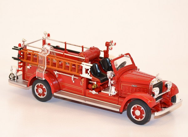 Mack Type 75BX Fired Truck - 1/43 Scale Yat Ming YAT43001RED