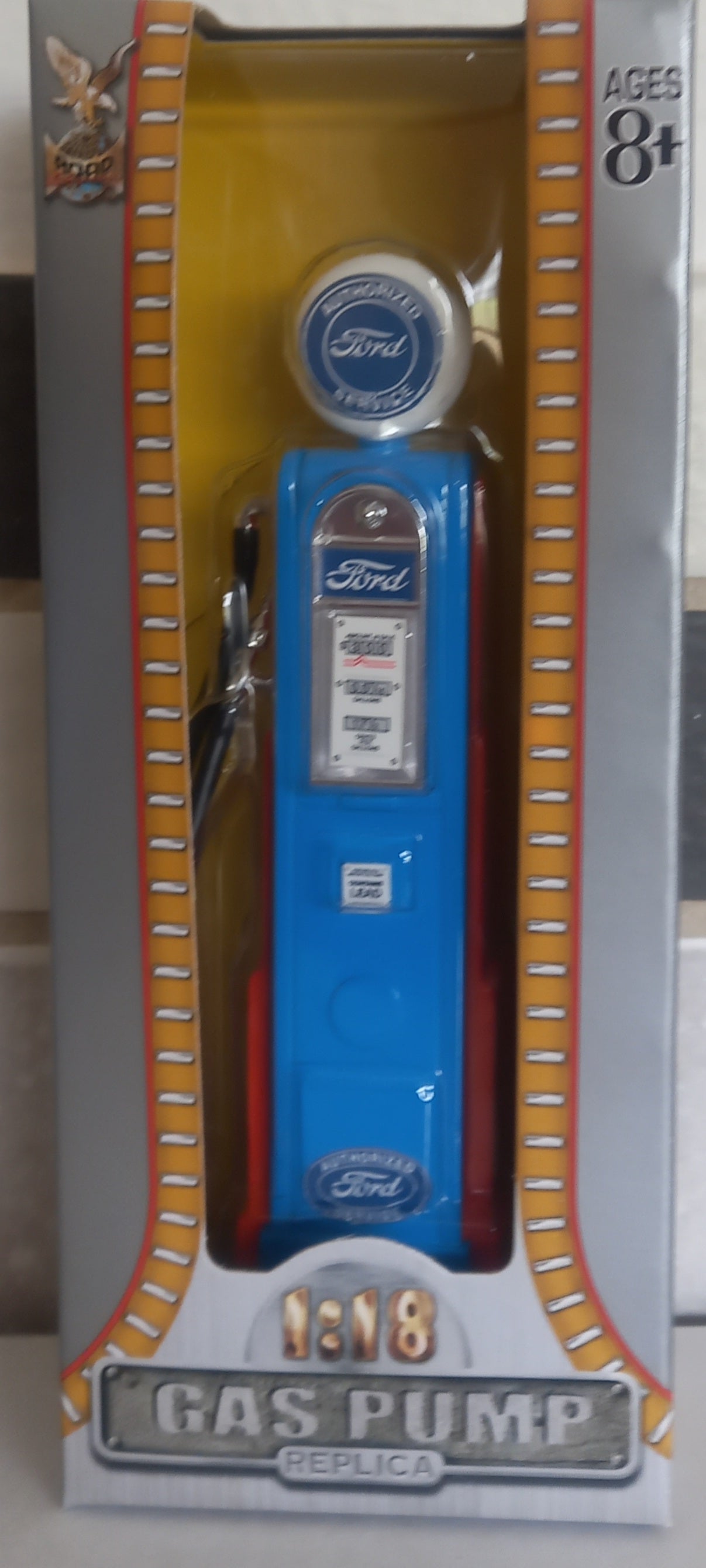 Ford Gas Pump (Square) - 1/18 Scale Yat Ming YAT98631