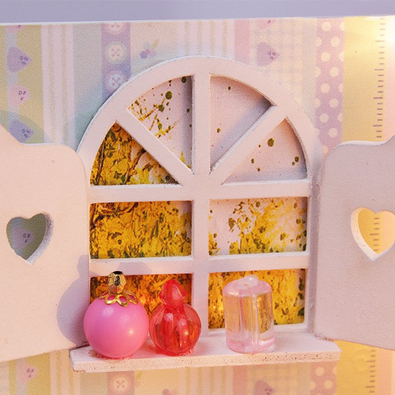 Adabelle's Room with light Pocohouze HDM013