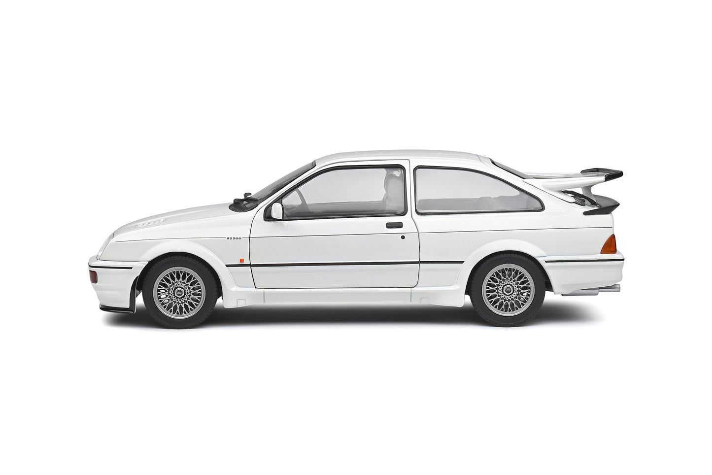 Ford Sierra Cosworth RS500 – Diamond white – 1987 1/18 Solido S1806104