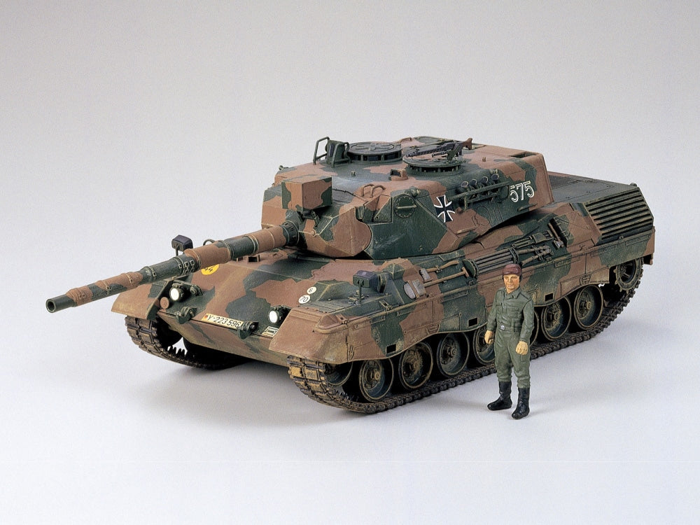 West German Leopard A4 - 1/35 Scale Tamiya 35112