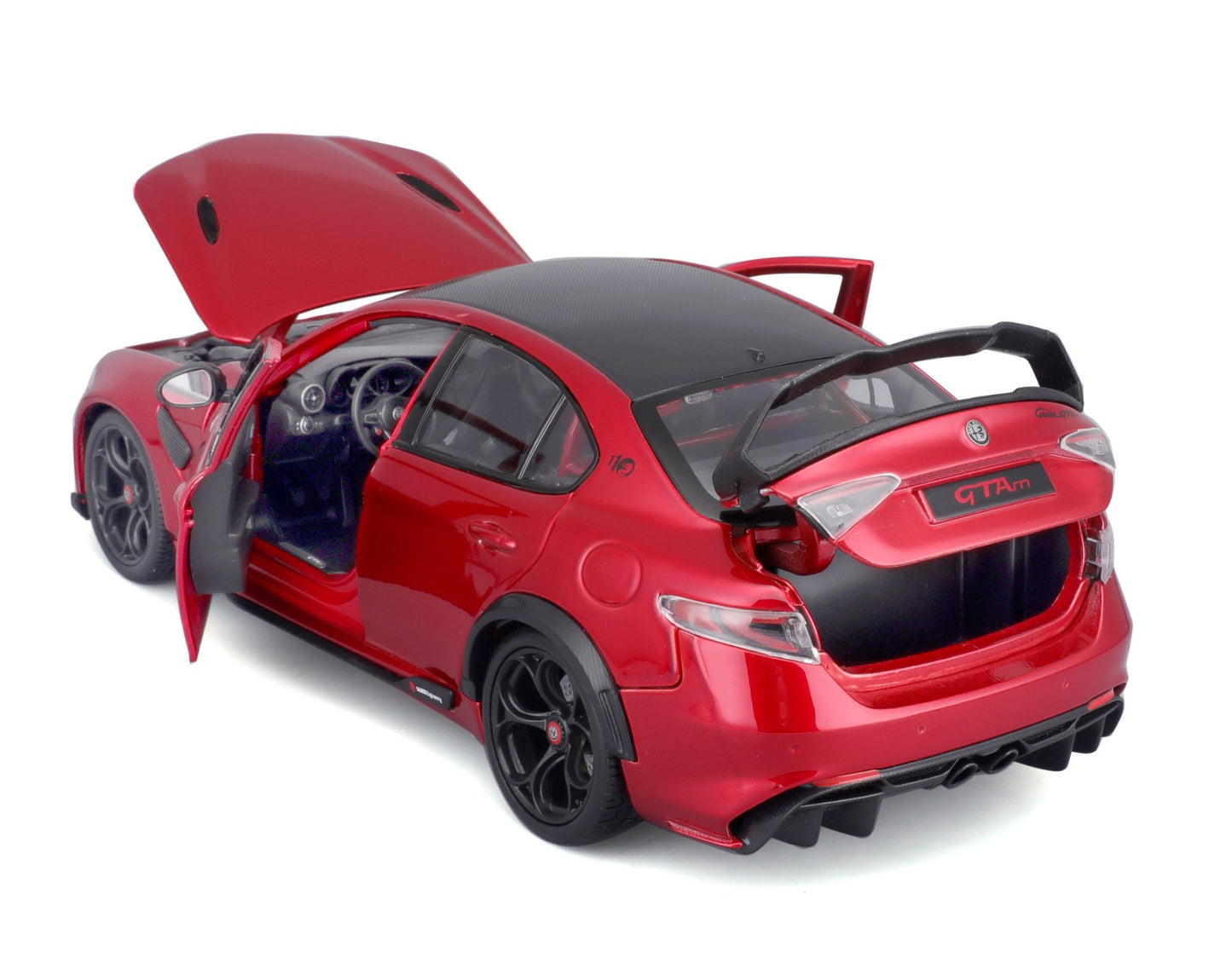 Alfa Romeo Giulia GTAM 1/18 Bburago Bur18-11049