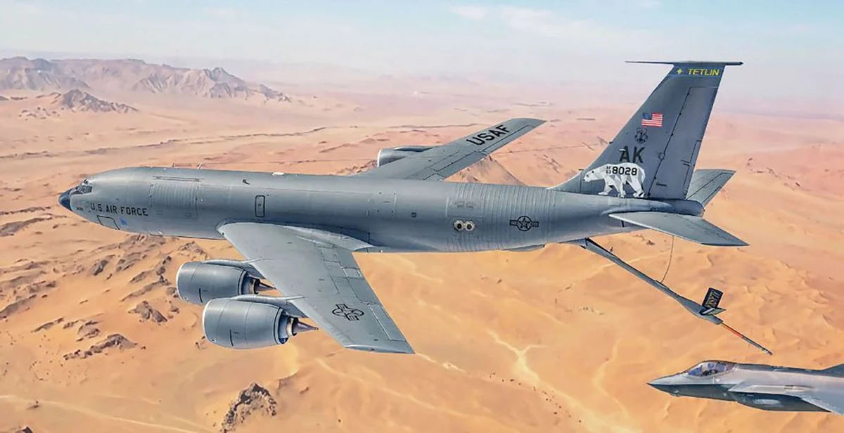 U.S. Air Force KC-135 R/FR Stratotanker - 1/72 Scale - Italeri - IT91281