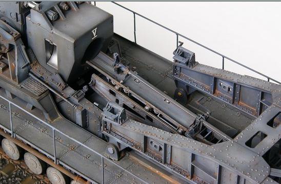 Morser Karl-Gerat 040/041 on railway transport carrier - 1/35 Scale - Trumpeter - TRU00209