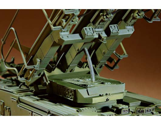 Russia SAM-6 Antiaircraft Missile - 1/35 Scale - Trumpeter - TRU00361