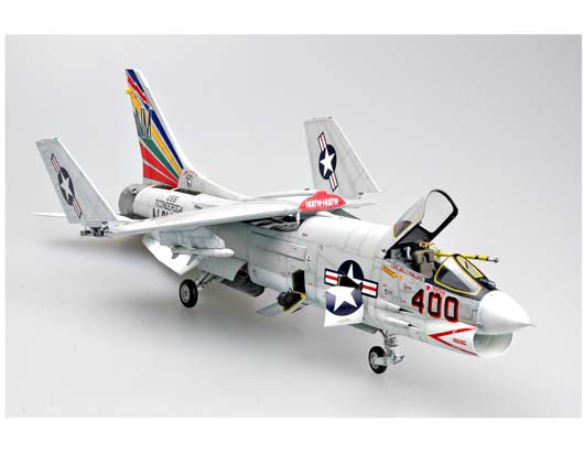 F-8E Crusader - 1/32 Scale - Trumpeter - TRU02272