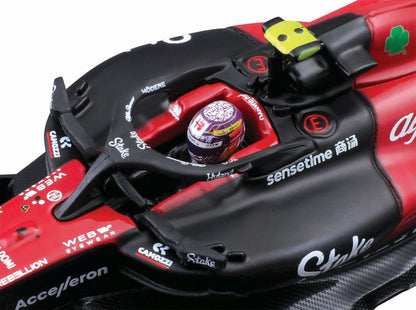 Alfa Romeo F1 C43 w/helmet/Case - #24 1/43 Bburago Bur18-38086-24