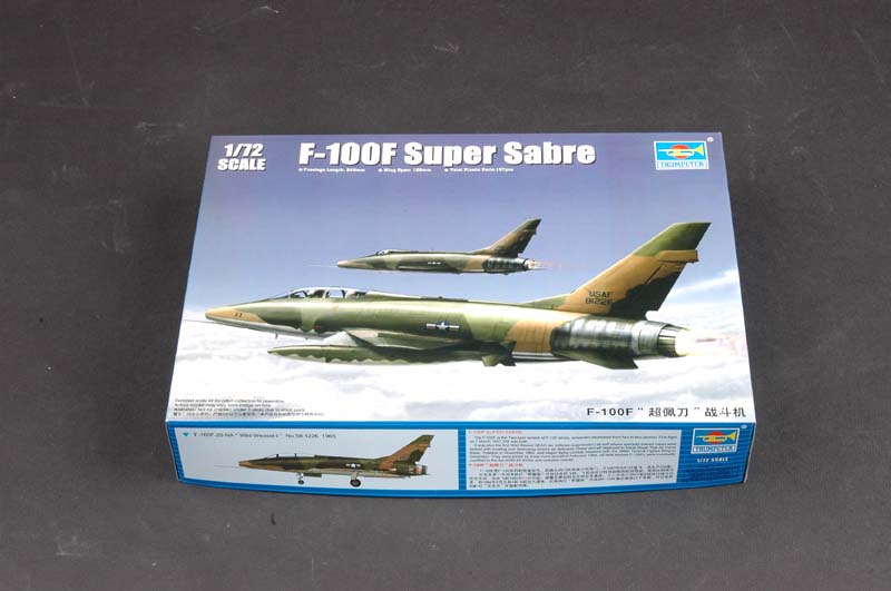 F-100F Super Sabre - 1/72 Scale - Trumpeter - TRU01650