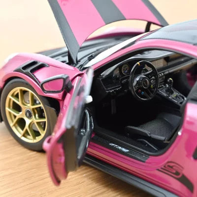 Porsche 911 GT3 RS W/Weissach Pack Sternruben 2022 - 1/18 Scale - Norev - MTDNOR187370
